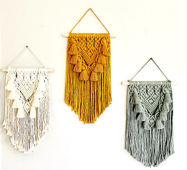 Easy Macrame Wall Hanging, Flower Pattern with Beads