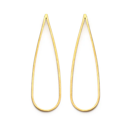 Teardrop stud earrings