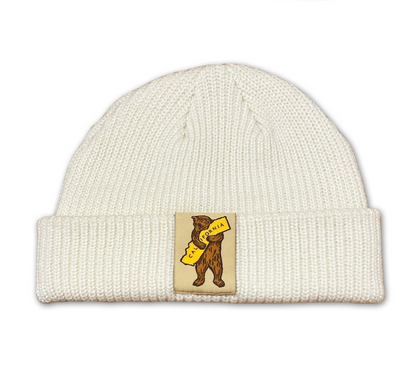 Bear Hug Fisherman's beanie - White