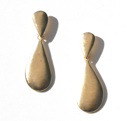 Teardrop Gold earrings