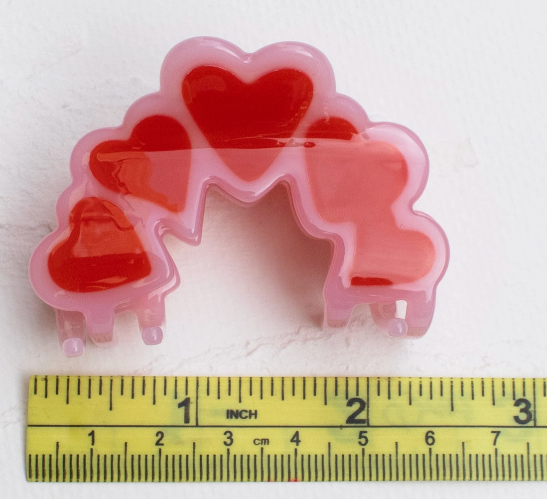 Heart Arch Claw - Red & Pink