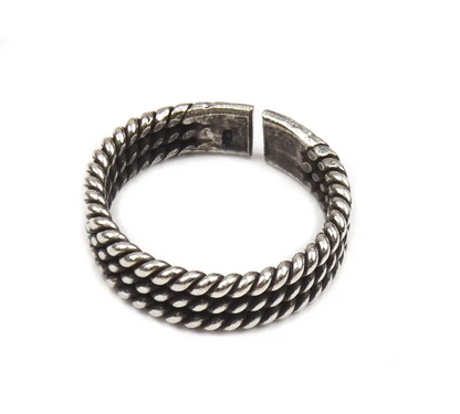 Stacking Twist Ring